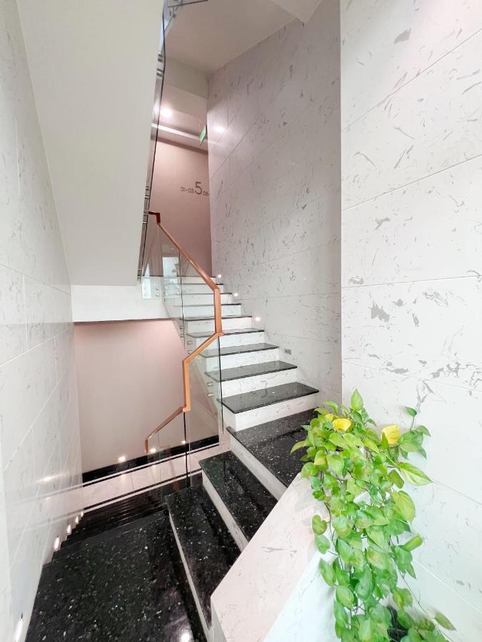 Van Hoa Hotel مدينة هوشي منه المظهر الخارجي الصورة