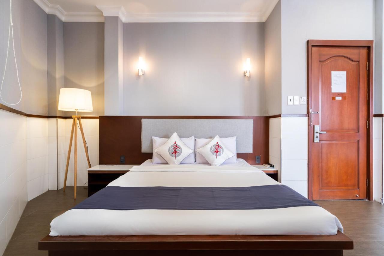 Van Hoa Hotel مدينة هوشي منه المظهر الخارجي الصورة